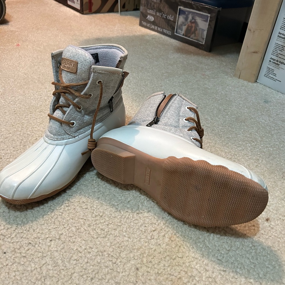 Sperry Duck Boots - White and Tan